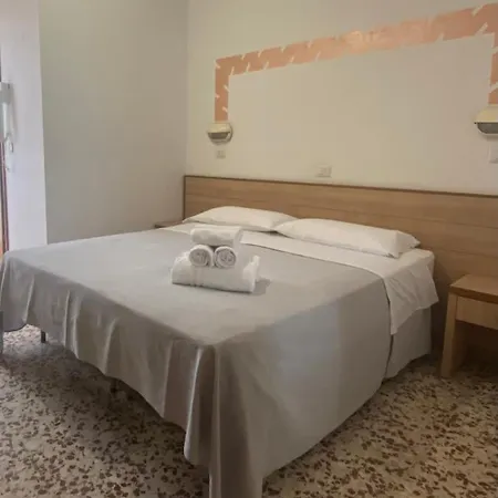 Ravello Da Lorenzo E Moira Adults Only 3* リミニ
